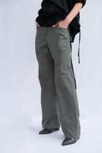 AW25 // STRUCTURED PANTS