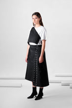 FF18 Black pleat skirt
